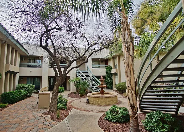 Walk To Fashion Park! Abode W/ Pool Access Ferienhaus Phoenix